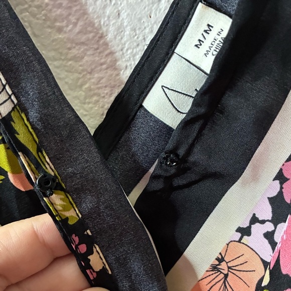 Joie Floral Tie Shoulder Wrap Front Cropped Tank Top M - Picture 12 of 16